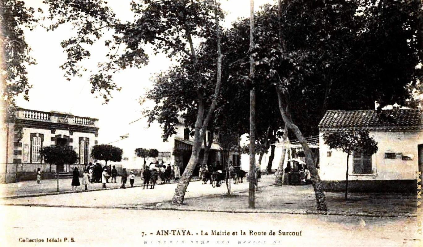 Ain-Taya - Mairie et Route de Surcouf.jpg